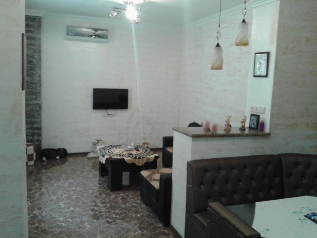 Дома для отпуска parnavaz mepe st 104 Батуми-14